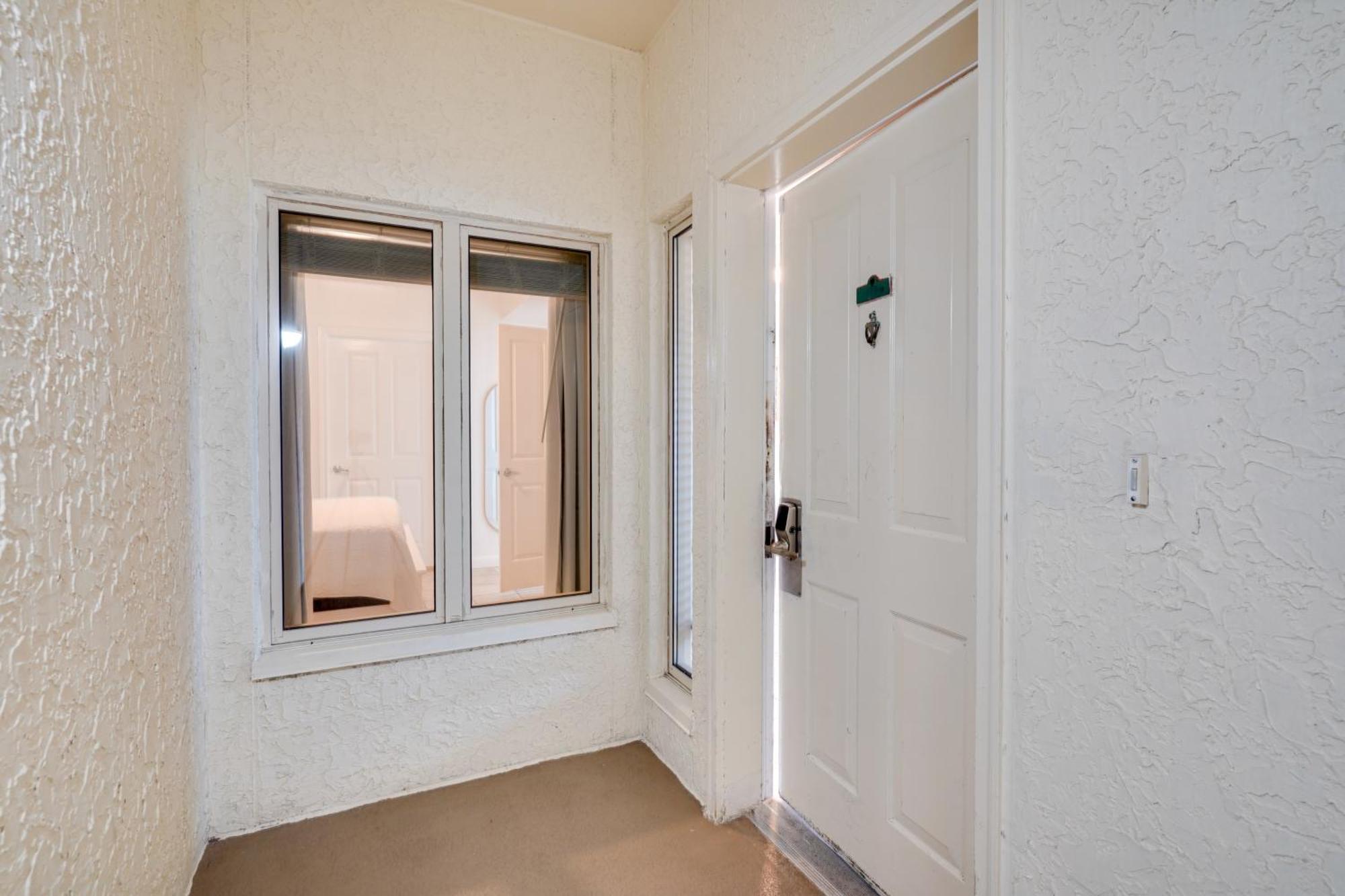 Beachfront Pcb Condo With Ocean View, Pool Access! パナマシティービーチ エクステリア 写真