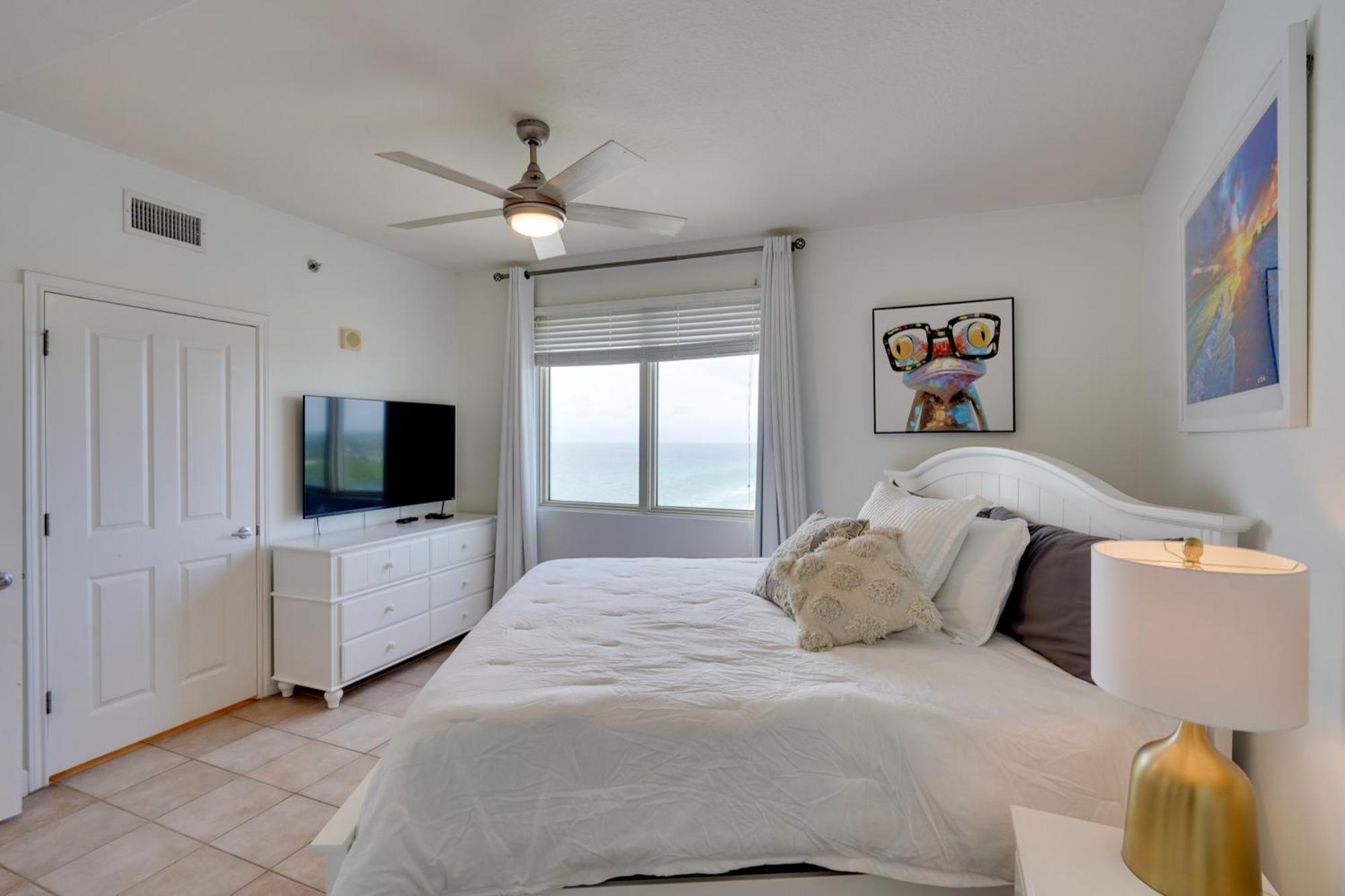Beachfront Pcb Condo With Ocean View, Pool Access! パナマシティービーチ エクステリア 写真